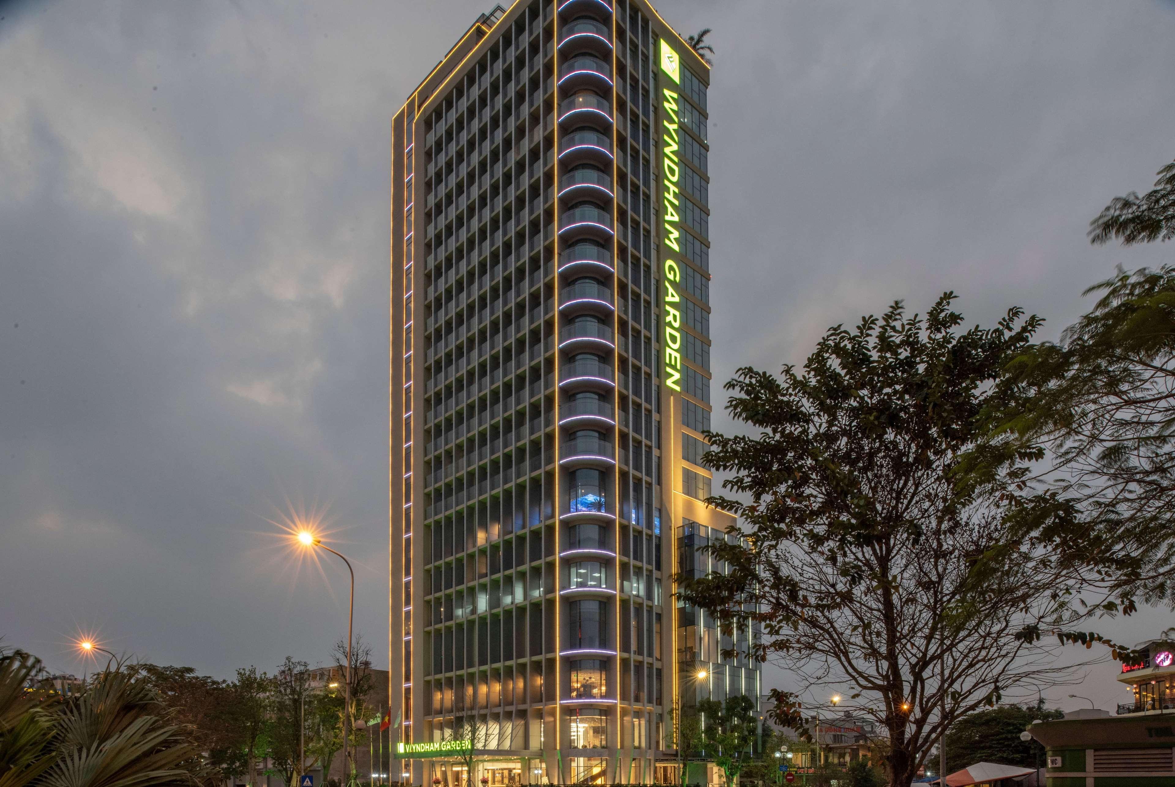 Wyndham Garden Hanoi Kültér fotó